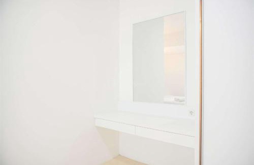 East Jakarta Apartment | Modern and Homey 2BR at MT Haryono Square Apartment By Travelio