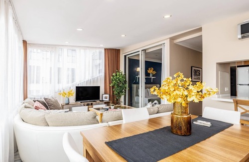 Osmanbey Apartment | Modern and Spacious Flat In Central Sisli