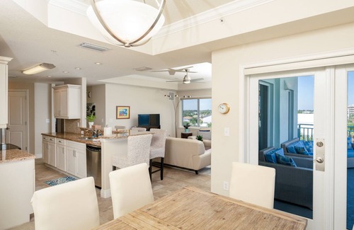 New Smyrna Beach Condo | Modern and stylish 3 bed, 3 bath luxury condo on beautiful New Smyrna Beach