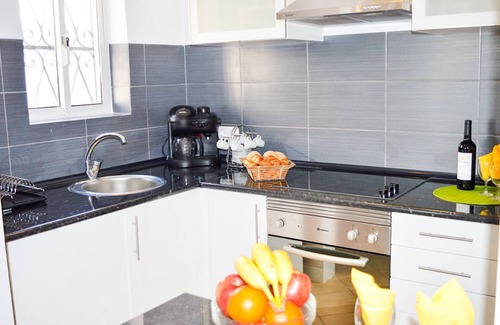 Vale de Centianes Apartment | Modern and tastefully furnished holiday apartment with panoramic sea view -K