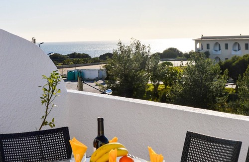 Vale de Centianes Apartment | Modern and tastefully furnished holiday apartment with panoramic sea view -K
