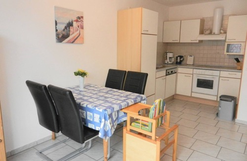 Hamswehrum House | Modern and very child-friendly house. Only 2km to the North Sea.