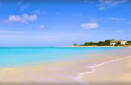 The Bight Apartment | Modern Apartament beachfront the bight settlement Turks and Caicos Island