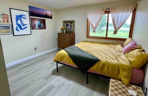 Gunbarrel House | Modern Apart. w/ Mountain View