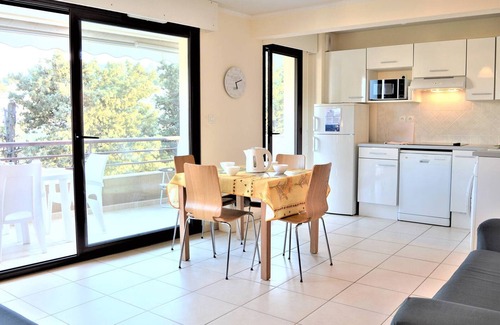 Cavaliere Apartment | Modern Apartment, 2 Bedrooms, Terrace, A/C, Parking, Near Beach, Cavalaire
