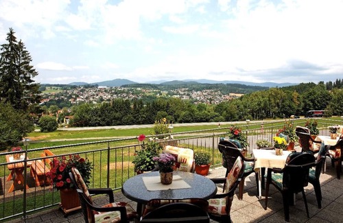 Regen Apartment | Modern apartment (40 sqm) for 2 people with free WLAN