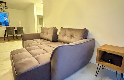 Bad Salzuflen Apartment | Modern apartment with balcony - near Kurpark & trade fair
