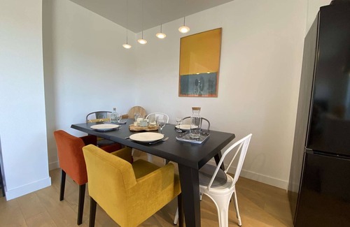 La Baule-Escoublac Apartment | Modern Apartment, Heart of La Baule, 3 Bedrooms, Terrace, Parking, Wi-Fi