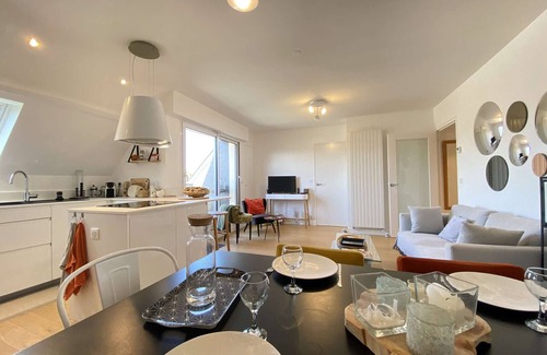 La Baule-Escoublac Apartment | Modern Apartment, Heart of La Baule, 3 Bedrooms, Terrace, Parking, Wi-Fi