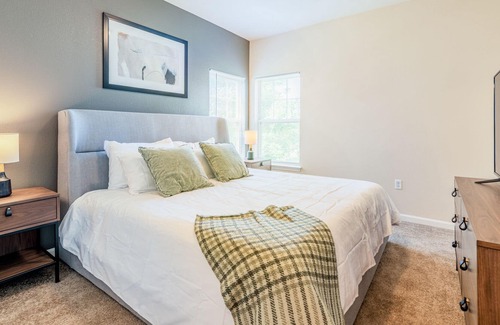 Fort Collins Apartment | Modern Apartment in Prime Location (ID6011X72)