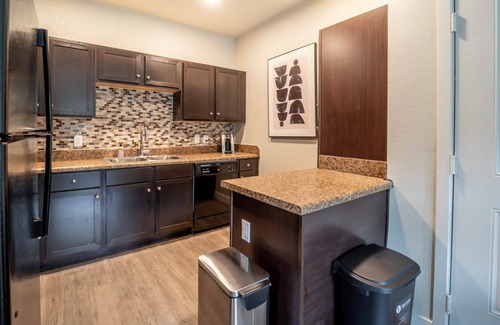 Powdersville Apartment | Modern Apartment in Prime Location (ID7896X37)