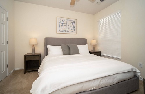 West Chester Apartment | Modern Apartment in Prime Location (ID7083X61)