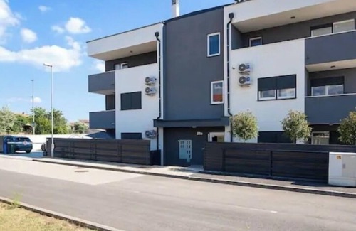 Fazana Apartment | Modern apartment in a perfect location. Sea and old town within walking distance