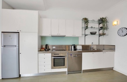 Surry Hills Apartment | Modern Apartment in Surry Hills