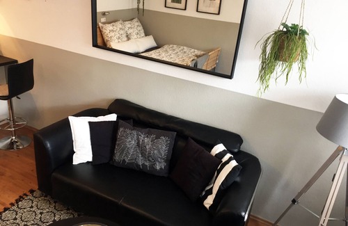 Steinhausen Apartment | Modern apartment in Bellamont