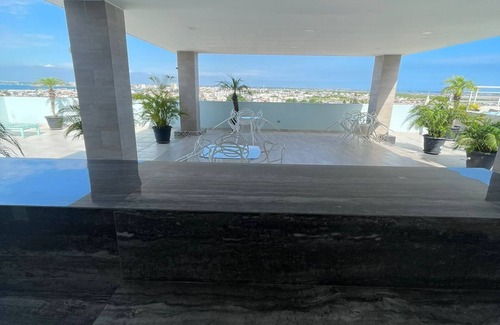 Samborondon Apartment | Modern Apartment in Salinas