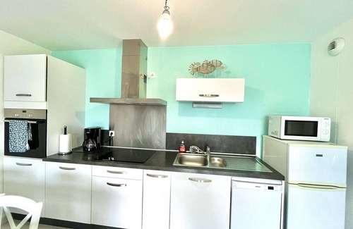Etel Apartment | Modern apartment in Étel, near beach, 2 rooms with private parking