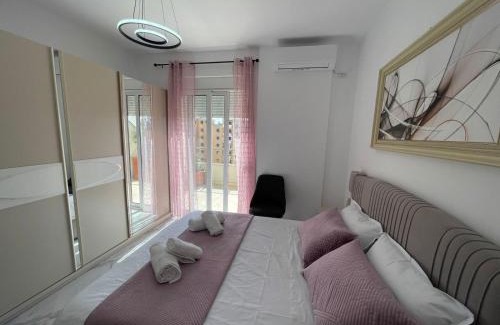 Mbrostar-Urë Apartment | Modern Apartment in Fier, Albania