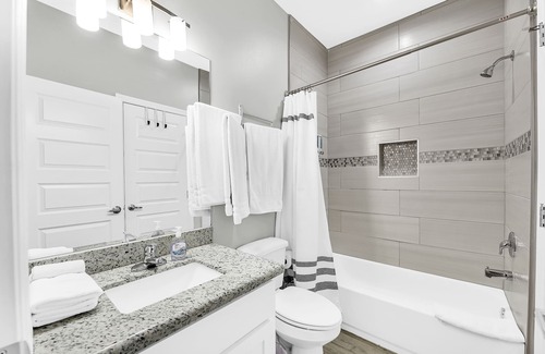 Weslaco Apartment | Modern Apartment in Gated Community