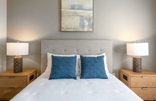 Austin Apartment | Modern Apartment in Prime Location (ID1747)