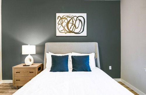 Los Indios Apartment | Modern Apartment in Prime Location (ID3561X40)