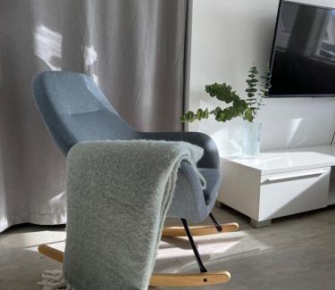 Tromso Apartment | Modern Apartment in Scenic Kvaløya Amazing view