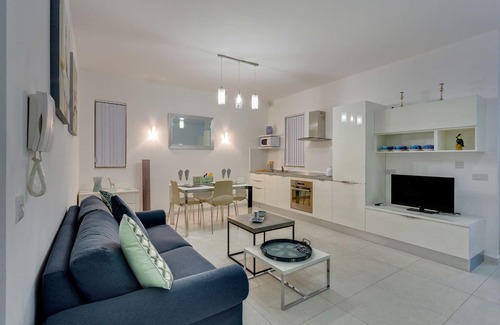 Il-Balluta Apartment | Modern Apartment in the Best Location, Perfect for Families