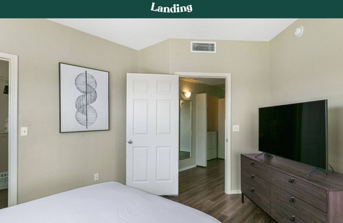 Canada Hills Golf Course Apartment | Modern Apartment in Prime Location (ID7810X66)