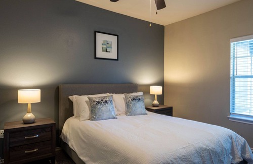 Round Rock Apartment | Modern Apartment in Prime Location (ID7688X9)
