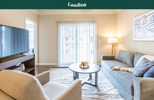 Wake Forest Apartment | Modern Apartment in Prime Location (ID8445X18)