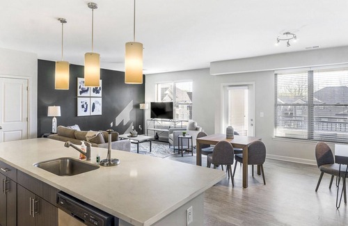 Wake Forest Apartment | Modern Apartment in Prime Location (ID8336X10)