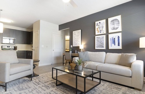 Wake Forest Apartment | Modern Apartment in Prime Location (ID9765X45)