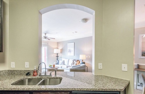 Wake Forest Apartment | Modern Apartment in Prime Location (ID7358X81)