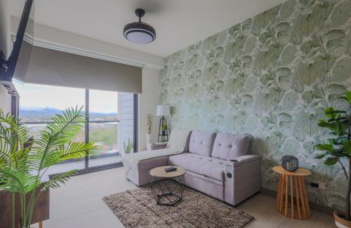 San Jose Apartment | Modern Apartment located in Trendy San Jose Condo