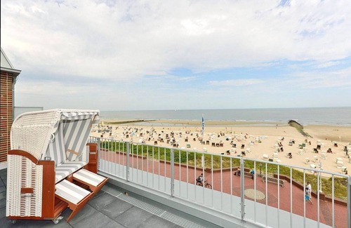 Wangerooge Apartment | Modern apartment on the beach with great sea views, balcony and beach chair! -