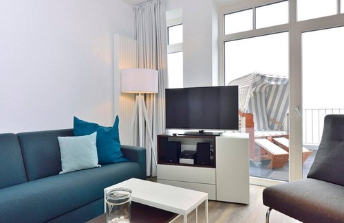 Wangerooge Apartment | Modern apartment on the beach with great sea views, balcony and beach chair! -