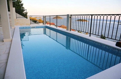 Blato Apartment | Modern apartment on island of Korcula with the 180 degree breathtaking sea view