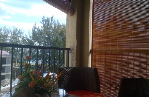 Flic-en-Flac Apartment | Modern apartment with sea view F/Flac, cross the road and you are at the beach