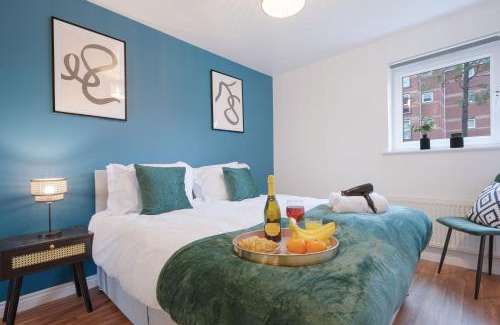 Coventry Apartment | Modern Apartment - Walking Distance to the City Centre - Free Parking, Fast Wi-Fi and Smart TV with Netflix by Yoko Property