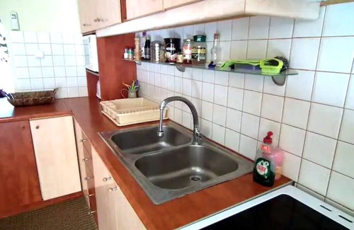 Kalamata Apartment | Modern Apartment (WI-FI 50Mbps) Entire 1st floor