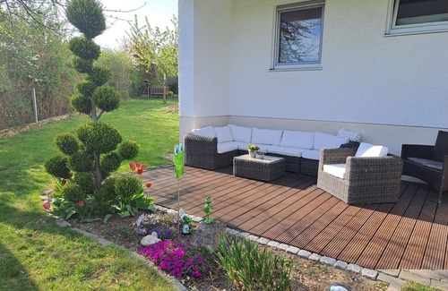 Bad Abbach Apartment | Modern apartment with garden and terrace (65sqm)