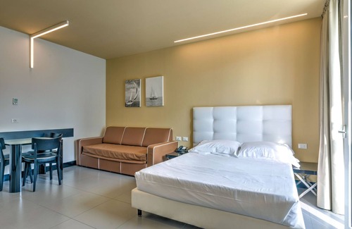 Viserbella Apartment | Modern Apartment with Spa in Rimini Italy