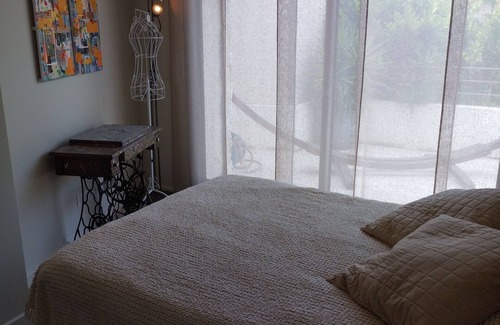 Gairaut Apartment | Modern apartment with large terrace