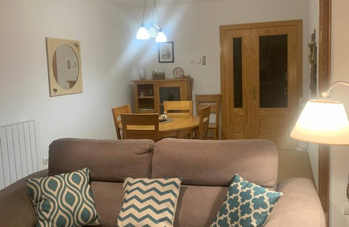 Jaca Apartment | Modern Apartment with Terrace and Pool in Jaca