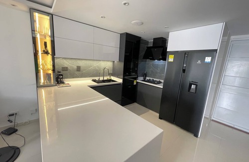 Cali Apartment | Modern apt in Cali w/3 comfy beds & A/C in all rooms for restful stay