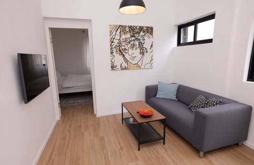 Neve Tzedek Apartment | Modern apt in central TLV, near Rothschild Blv & just a short walk to the beach.