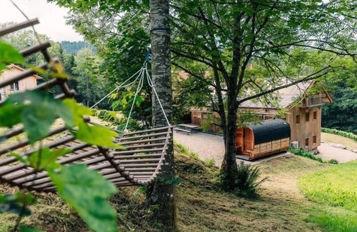 Kollnburg Apartment | Modern Ausgestattetes Ferienhaus für bis zu 11 Personen Mitten im Wald Gelegen