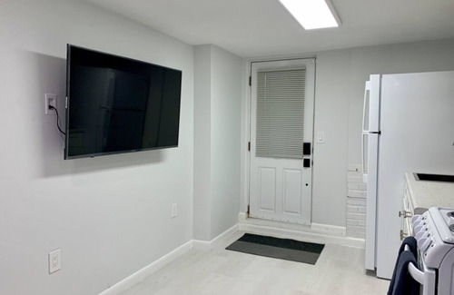 Columbia Heights Apartment | Modern Basement Suite w/Private Entrance in Quiet Tree-Filled Neighborhood