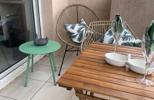 La Cote Radieuse Apartment | Modern, beach apartment with views of the Pyrenees