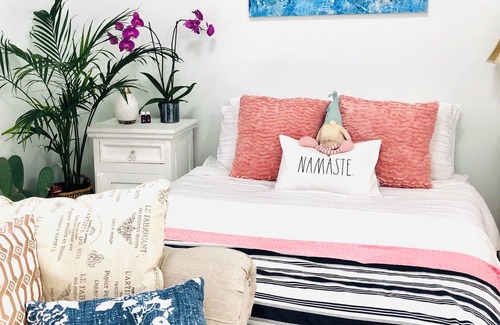 Goleta Apartment | Modern BOHO Chic Getaway in the Goodland! 2.6 miles to UCSB 10mins to downtown